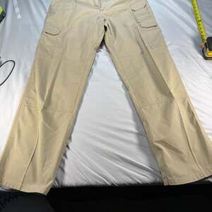 5.11 Tactical Gear Cargo Pants  Beige - Men's Size 32x32